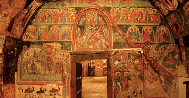 Църква-музей "Рождество Христово", с.Арбанаси 2